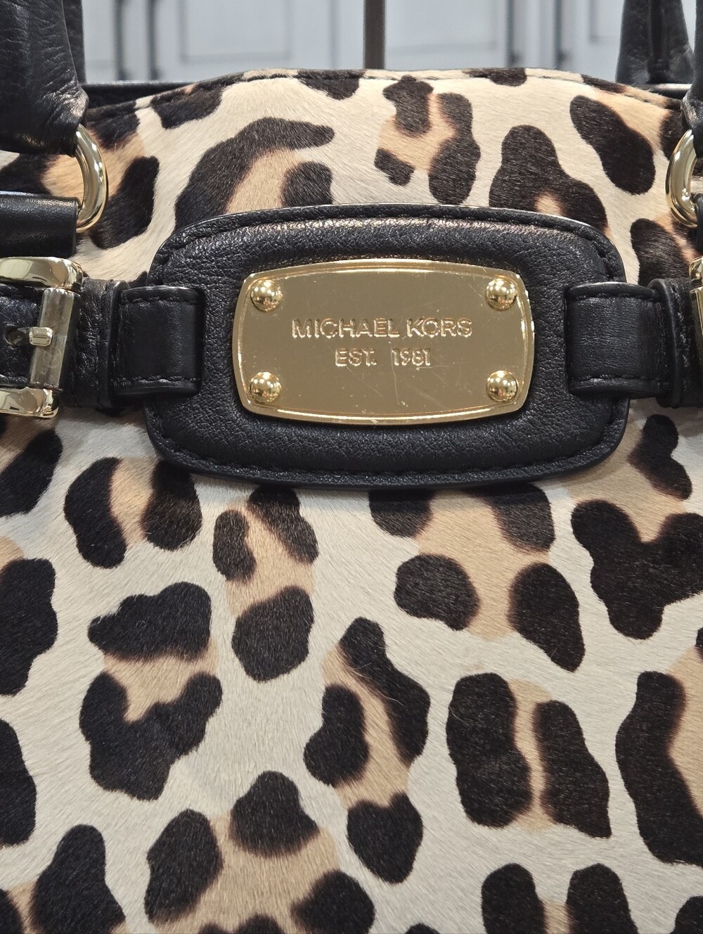 Michael Kors Leopard Calf Hair Hamilton Satchel - Picture 4 of 15